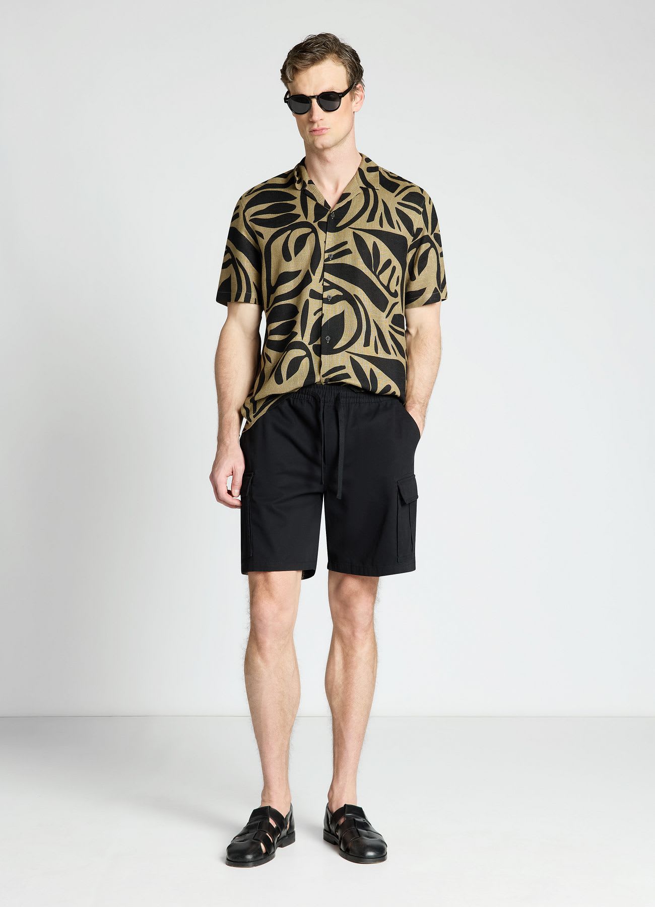 Pantaloncini jogger con tasche cargo