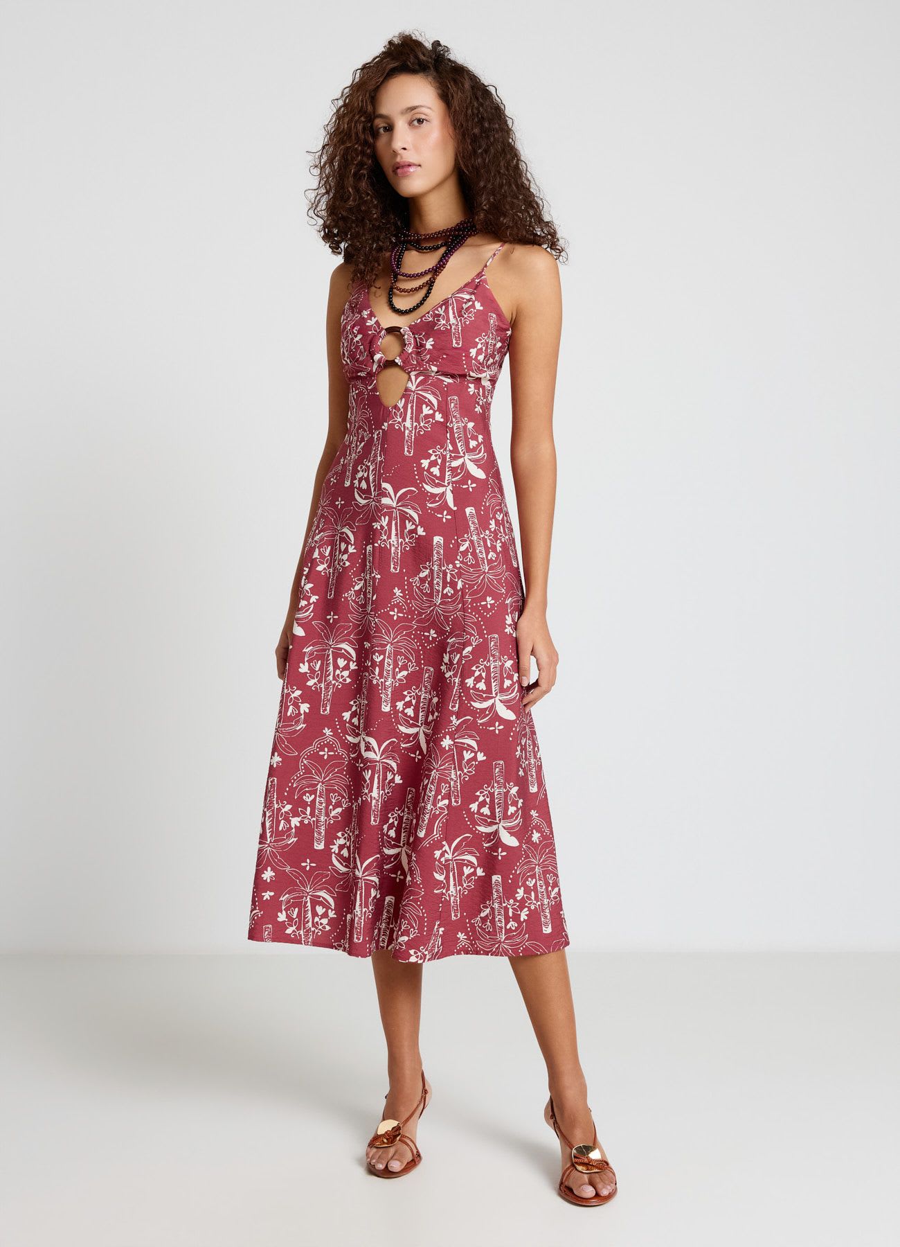 Vestito midi con bretelle e cut-out