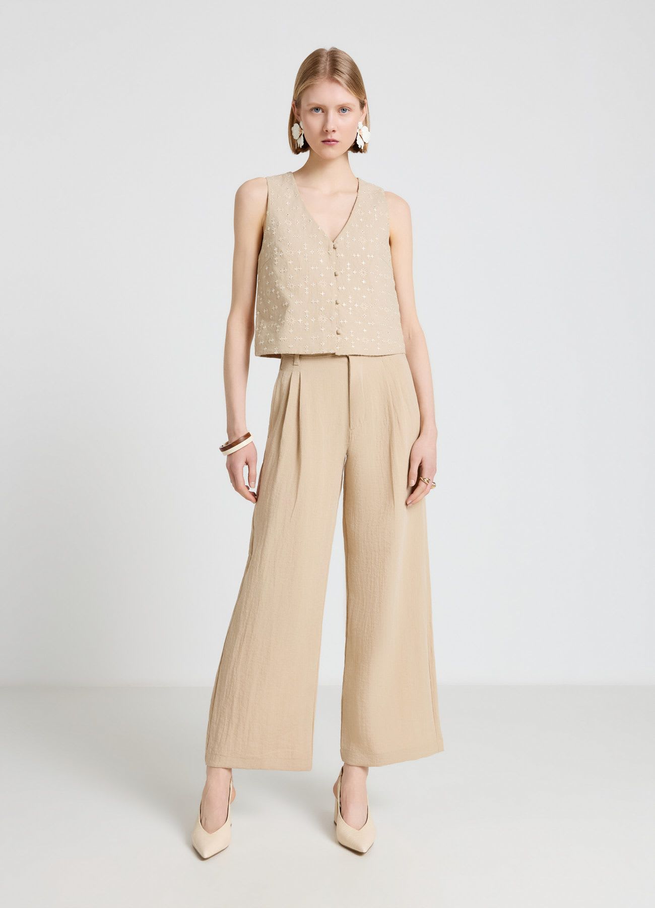 Pantaloni palazzo con doppie pinces