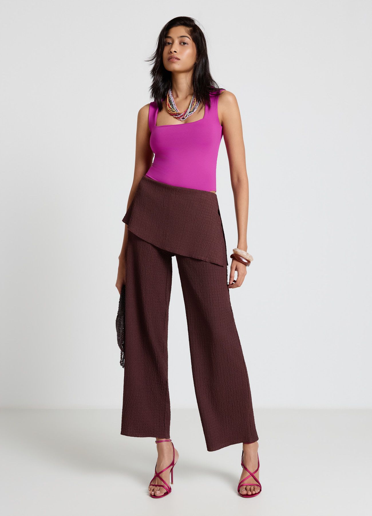 Body con scollo quadrato