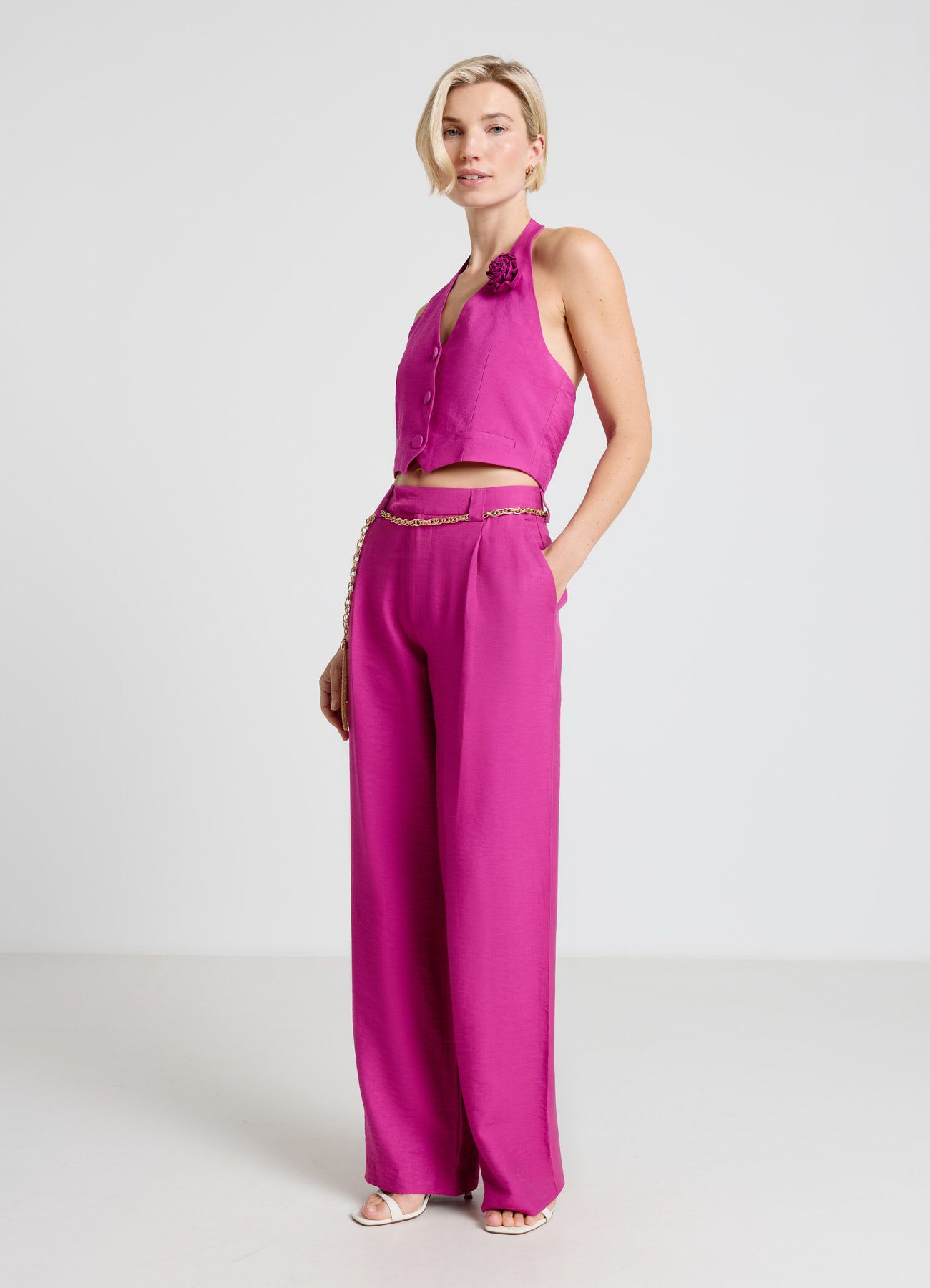 Gilet halter con fiore