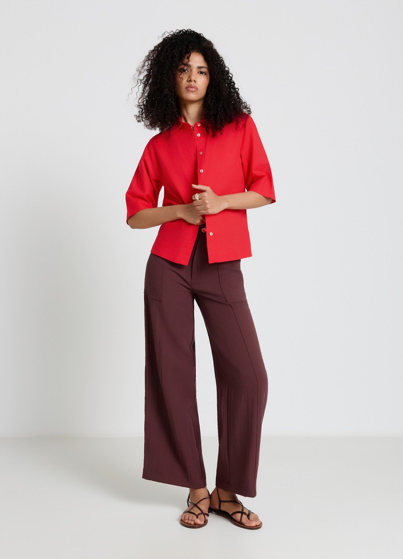 Pantaloni palazzo con tasche applicate