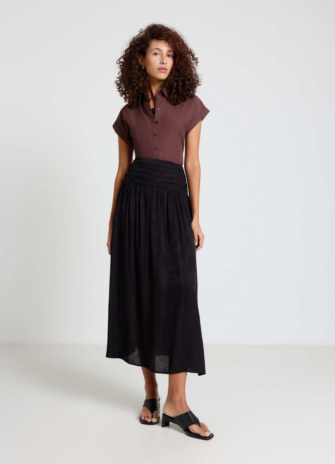 Gonna lunga jacquard con vita drappeggiata