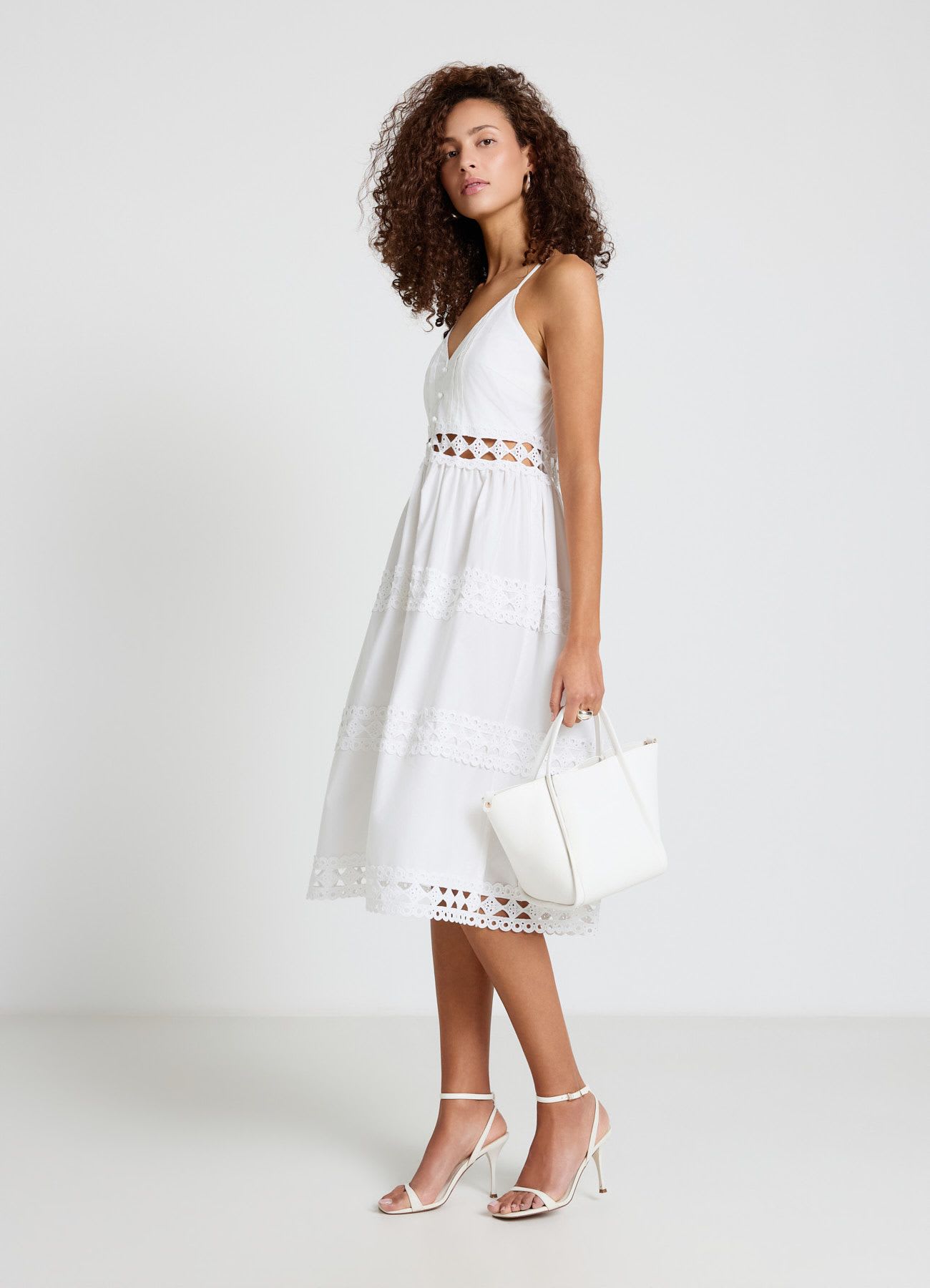Vestito lungo con spalline e bottoni