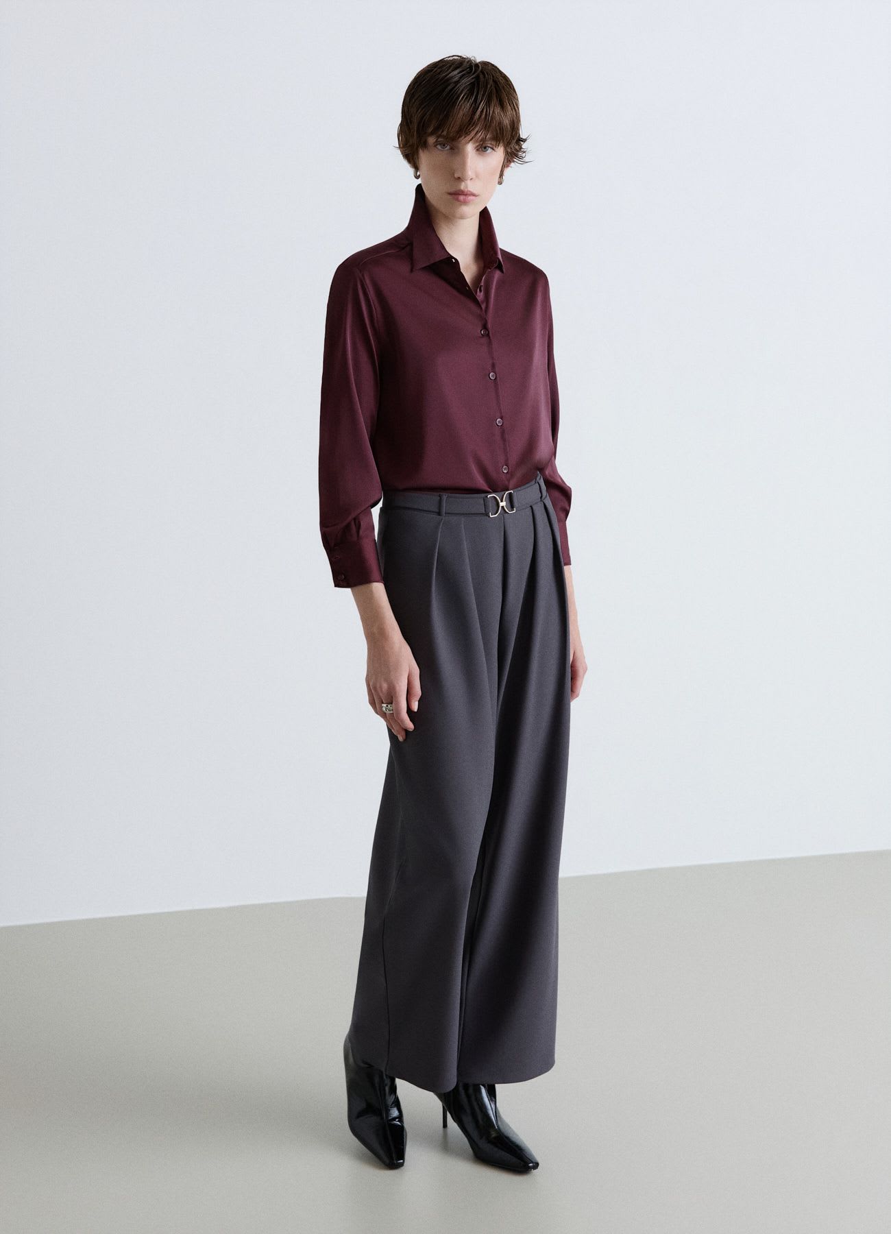 Camicia classica tinta unita similsatin