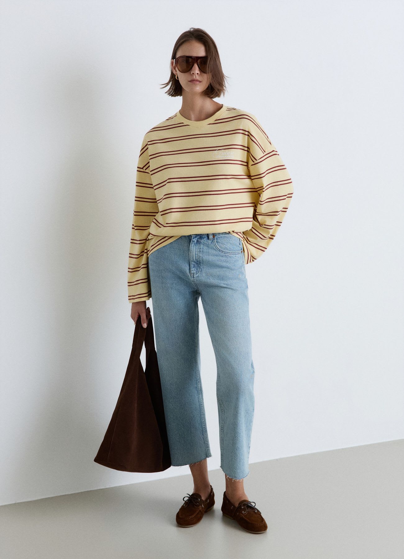 T-shirt girocollo a righe con stampa retro