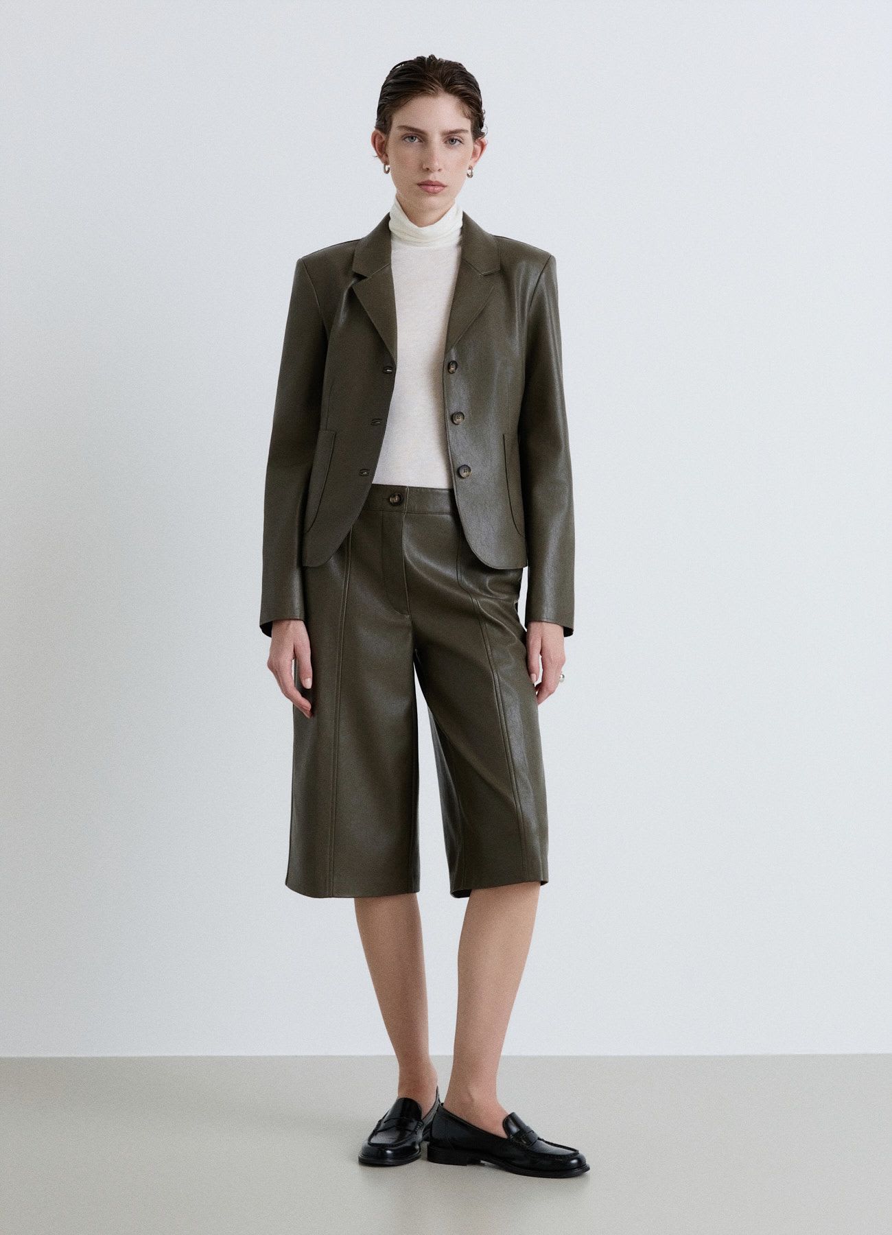 Giacca blazer effetto pelle a tinta unita