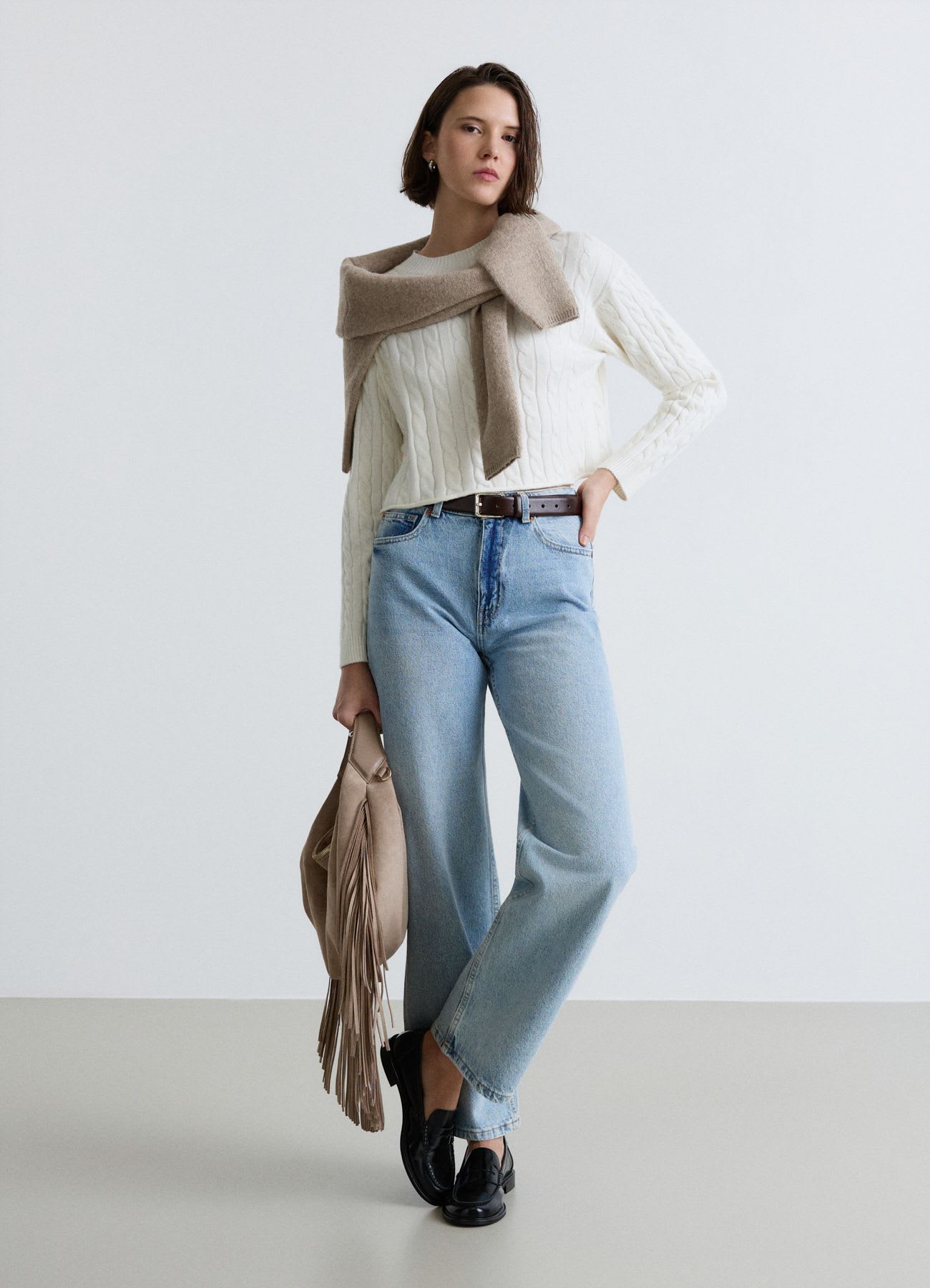 Maglia crop a trecce girocollo