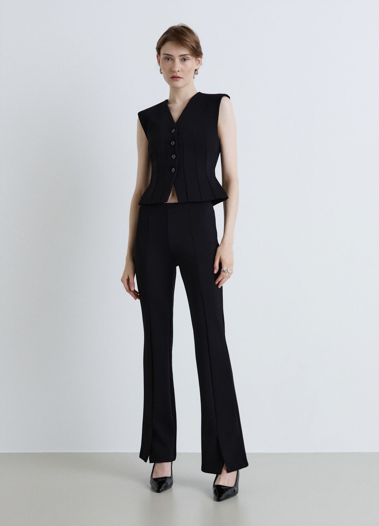 Gilet bustier con scollo a V e bottoni