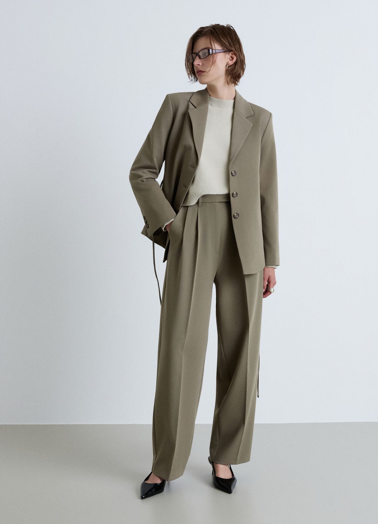 Pantaloni palazzo con doppia pinces