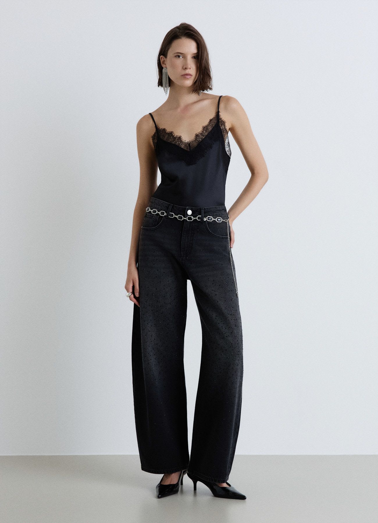 Jeans balloon con applicazioni