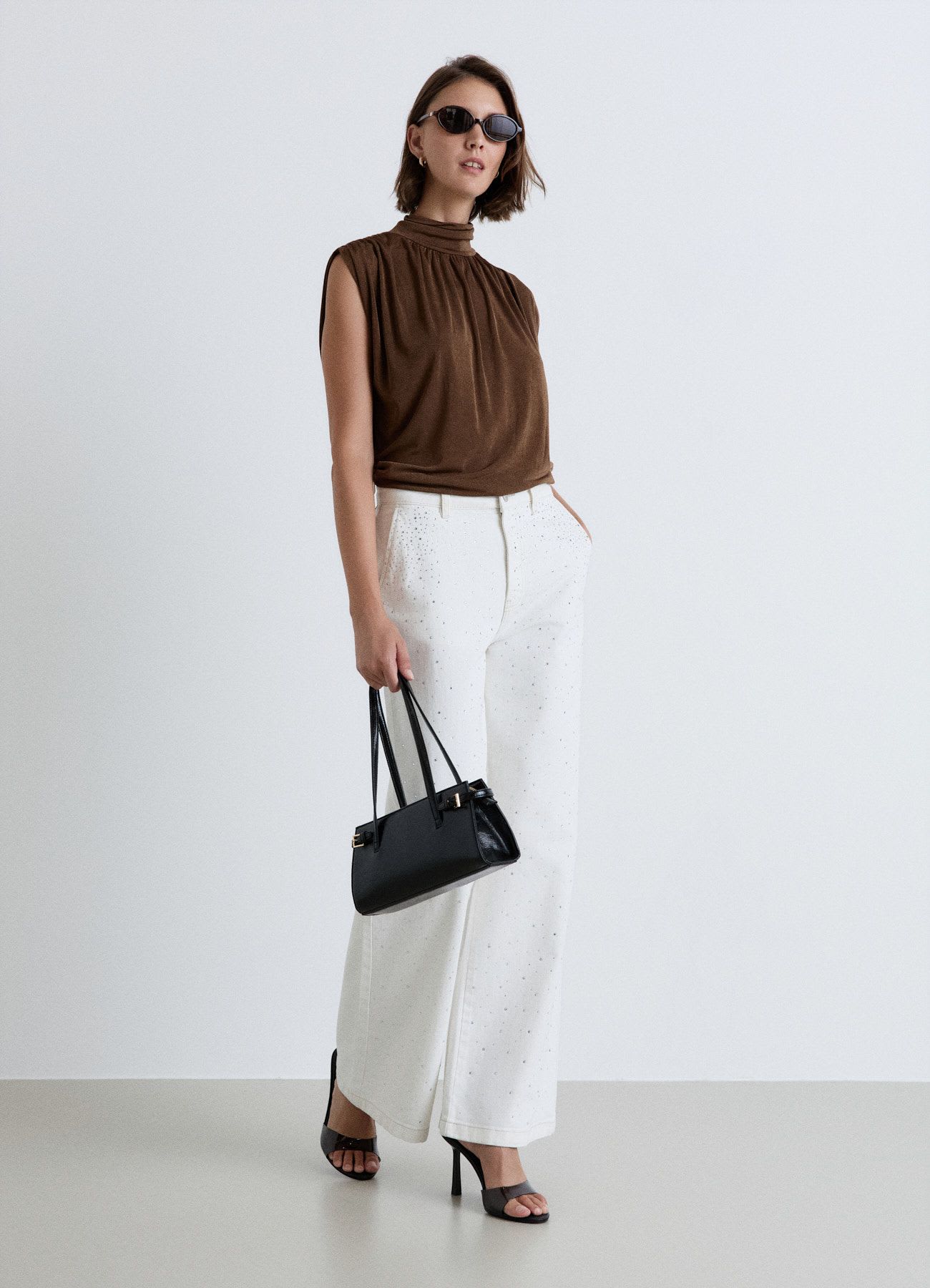 Jeans wide leg con strass