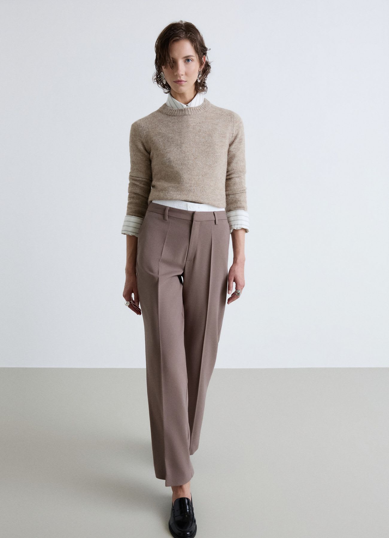 Pantaloni palazzo con vita elasticizzata