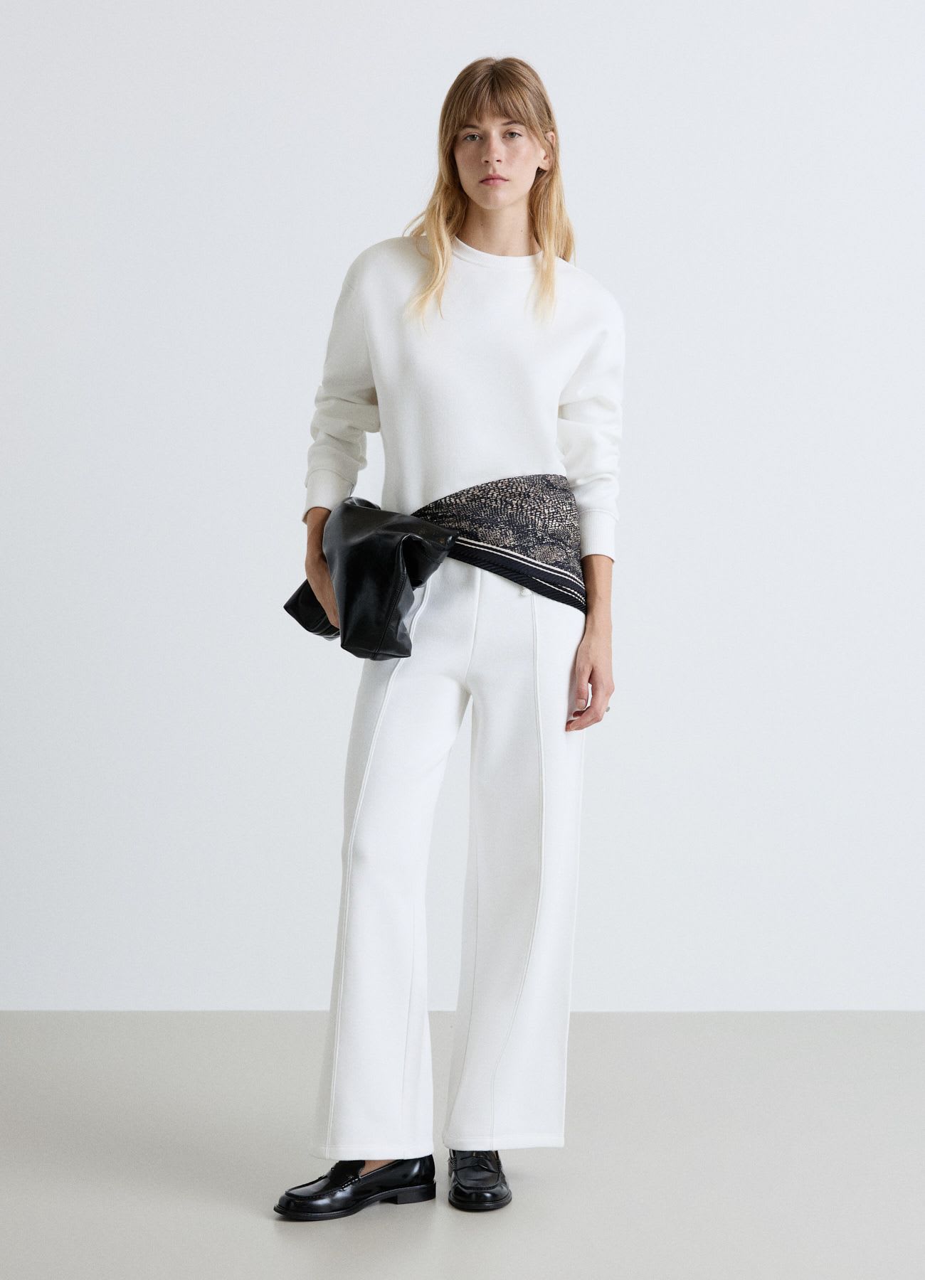 Pantaloni ginnici palazzo con coulisse effetto luccicante