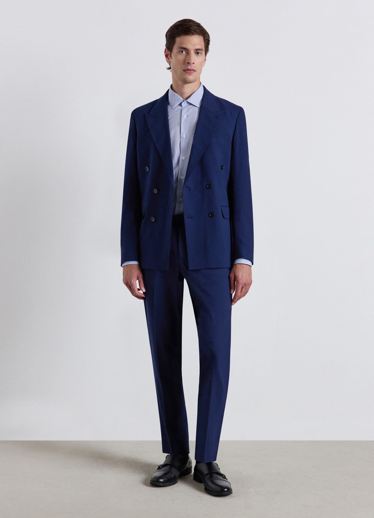 Pantalone straight sartoriale a tinta unita