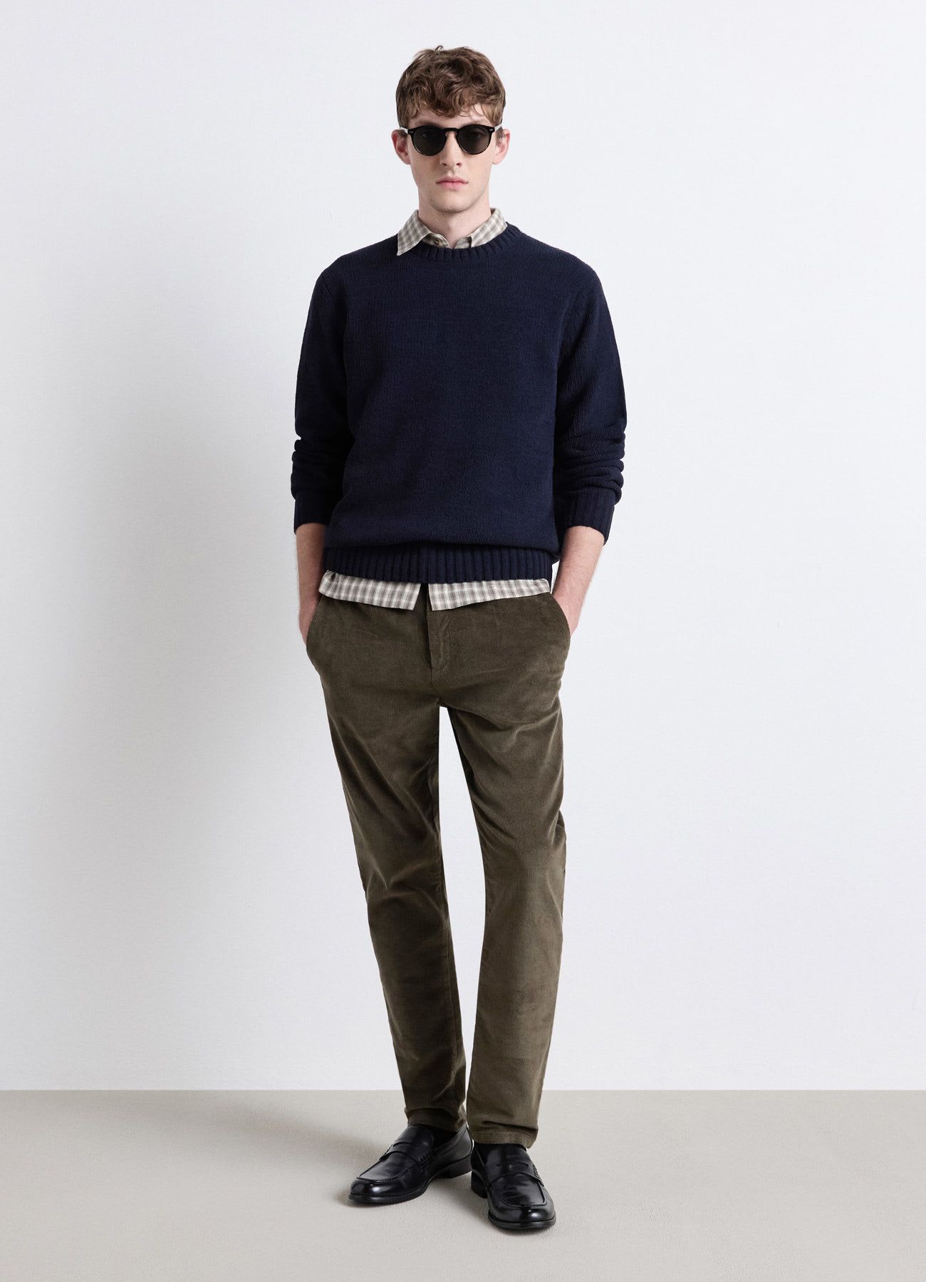 Pantaloni chino in velluto a coste