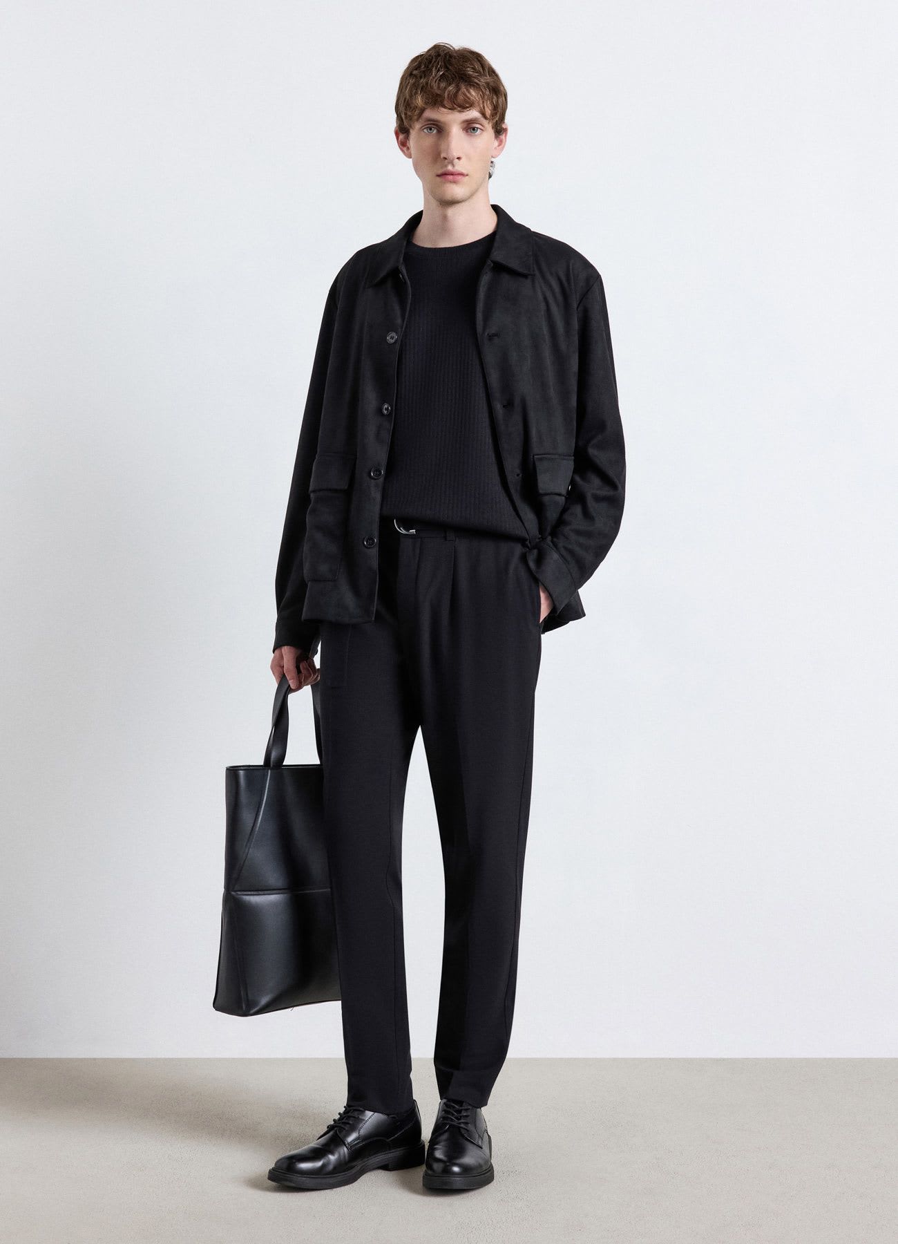 Pantaloni straight con cintura