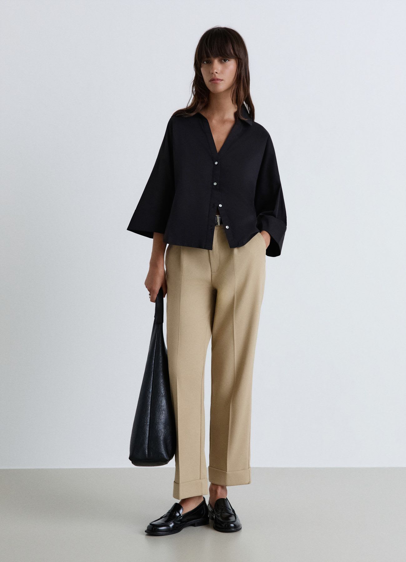 Camicia oversize con scollo a V