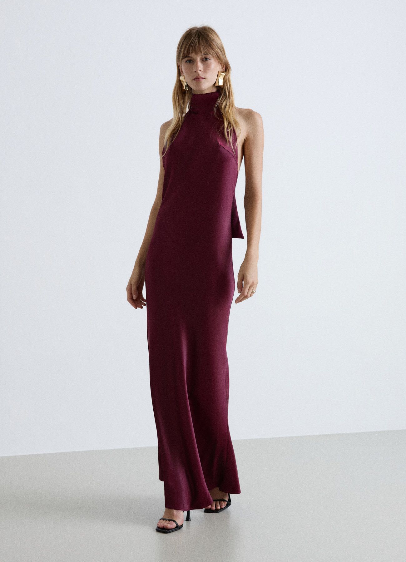 Vestito lungo all'americana con fiocco
