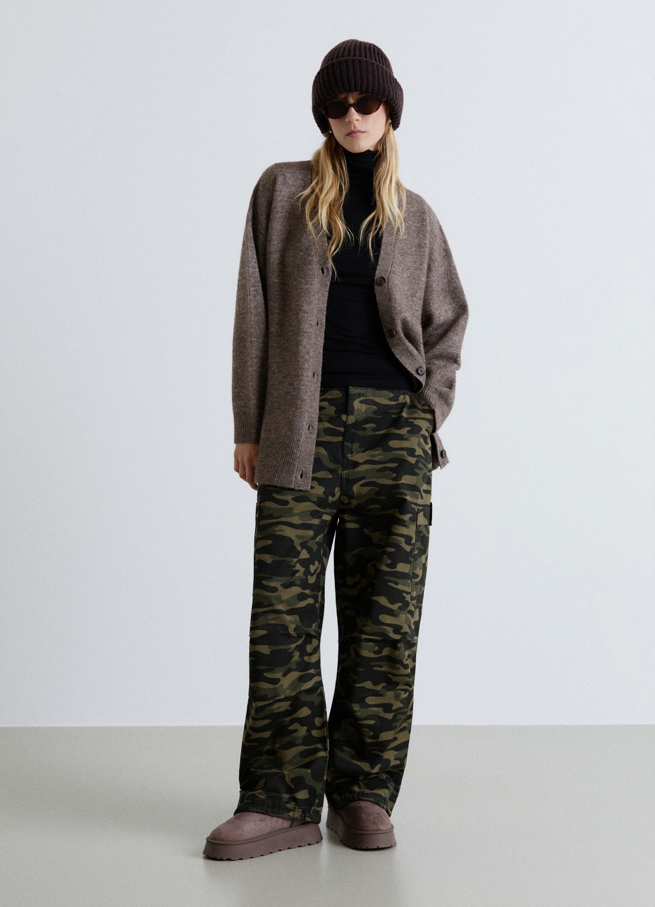 Cardigan over con bottoni