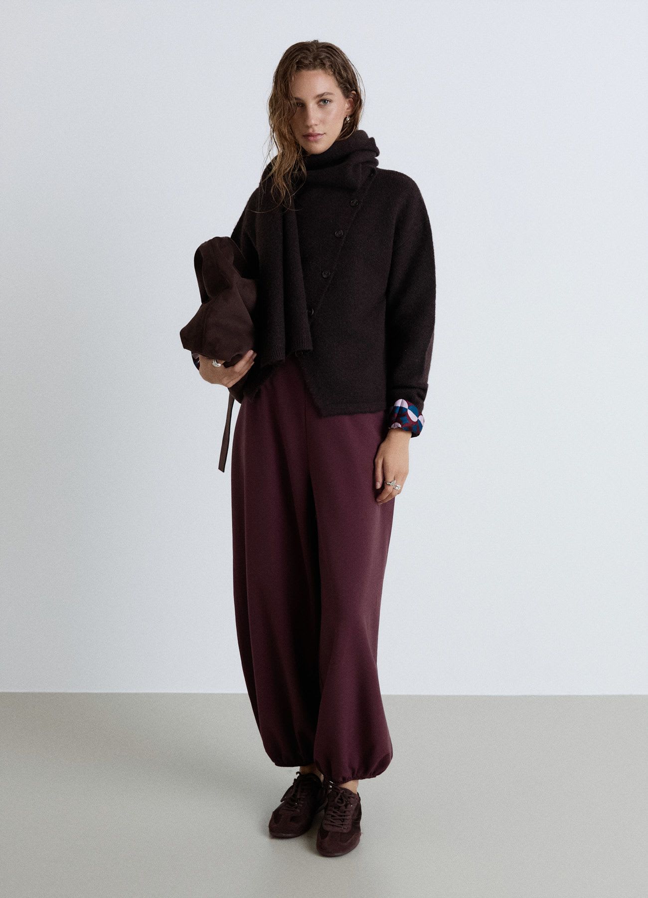Cardigan con collo sciarpa e bottoni