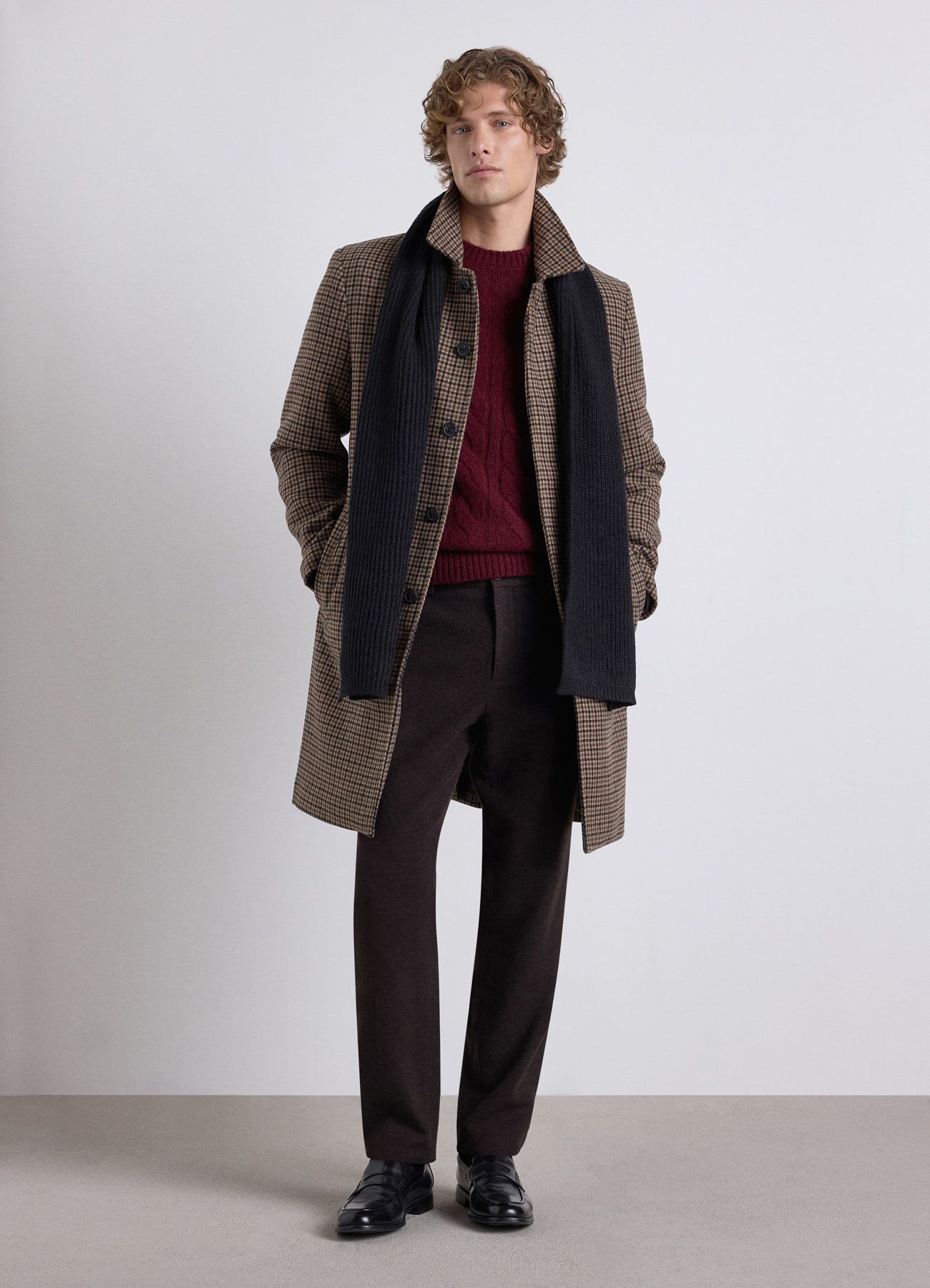 Pantaloni dritti microfantasia
