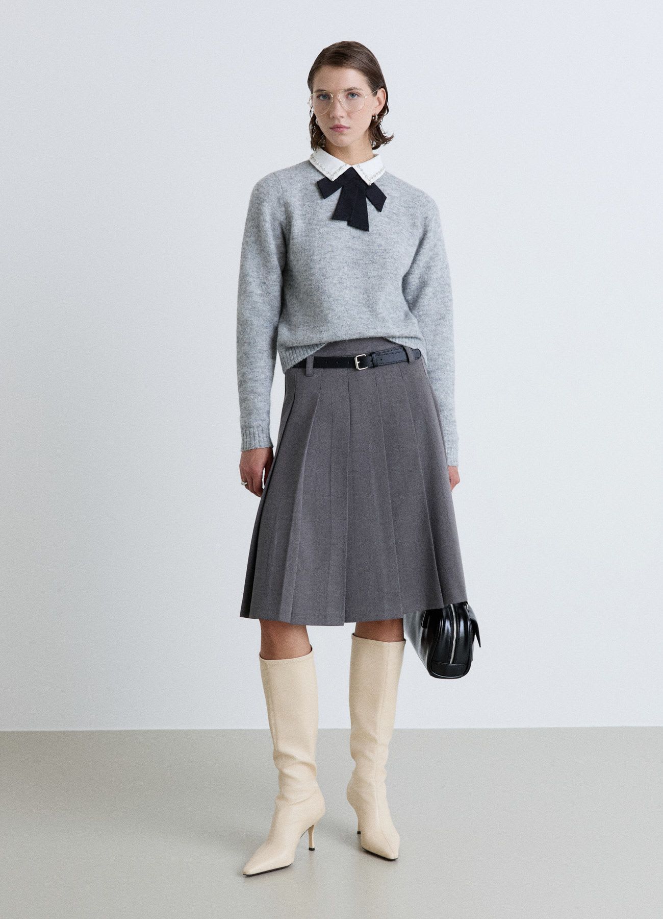 Maglia con colletto camicia e strass