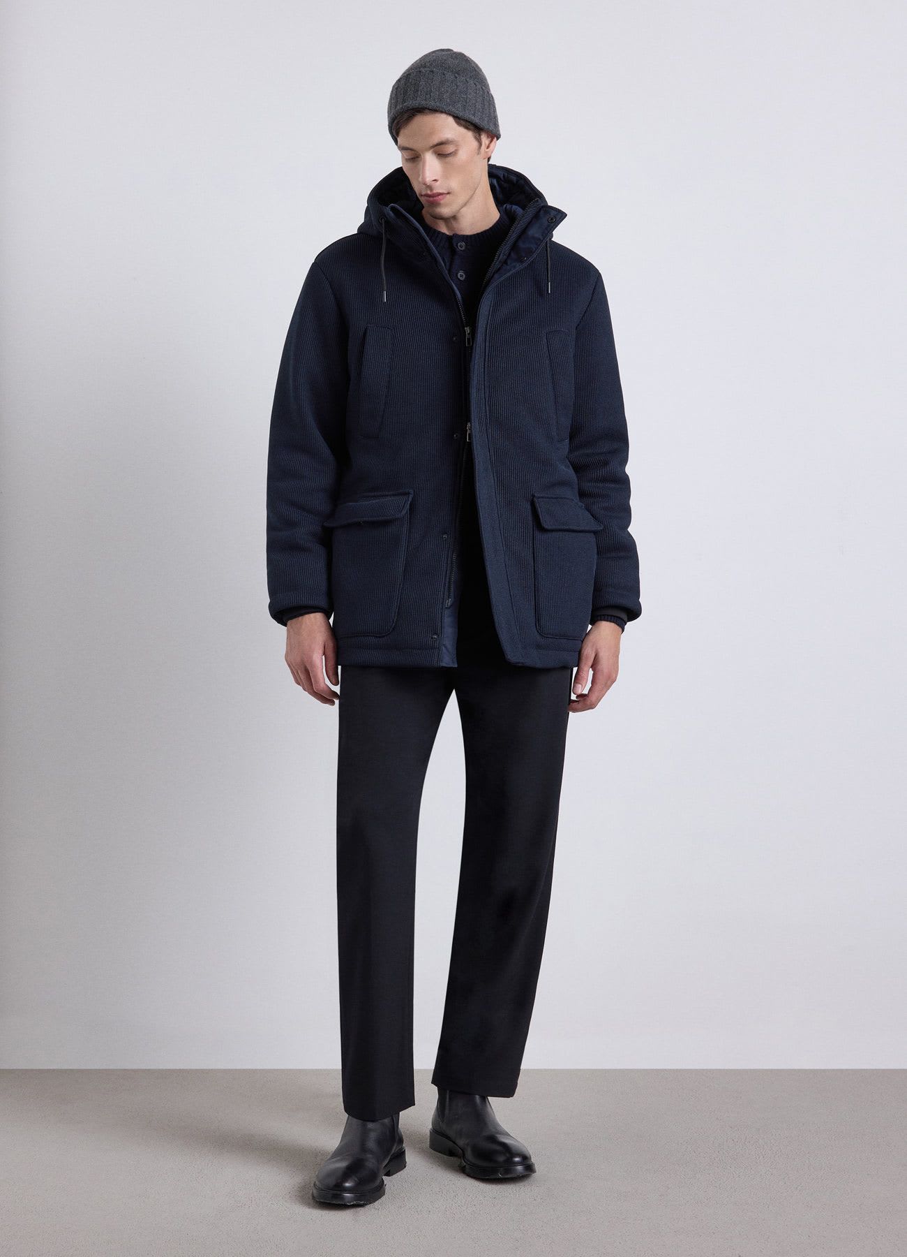 Parka con cappuccio e tasche con patta