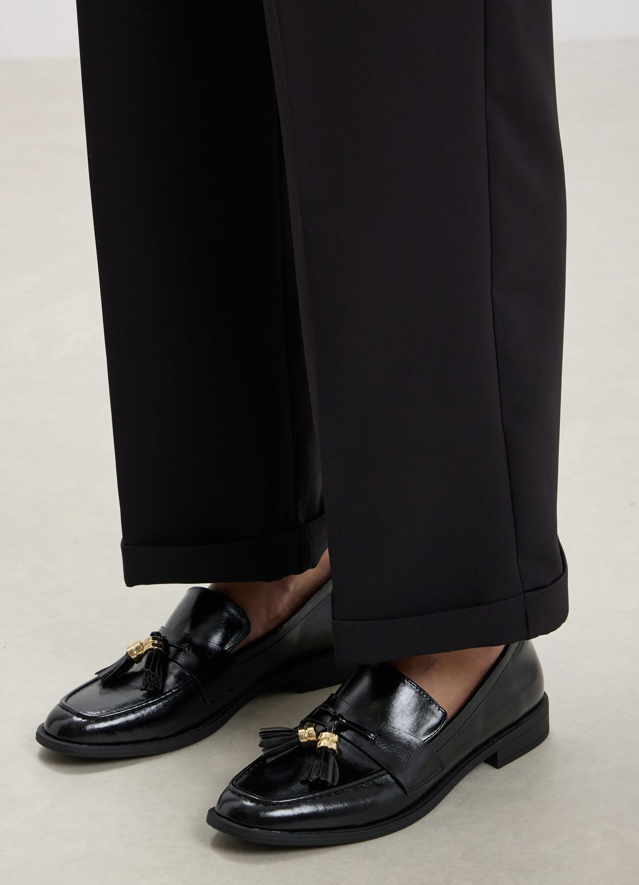 Mocassino slim con nappine