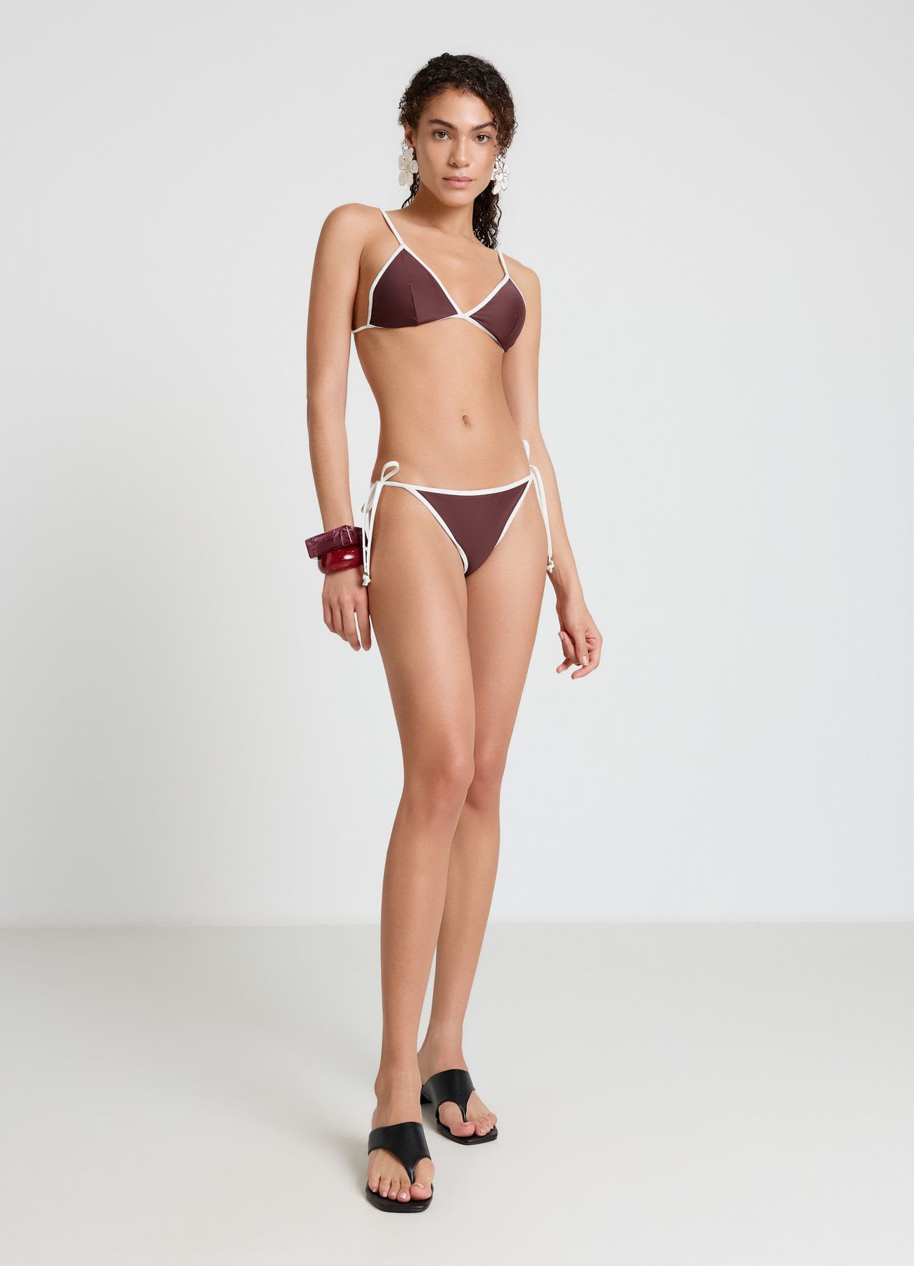 Reggiseno bikini a triangolo con profili