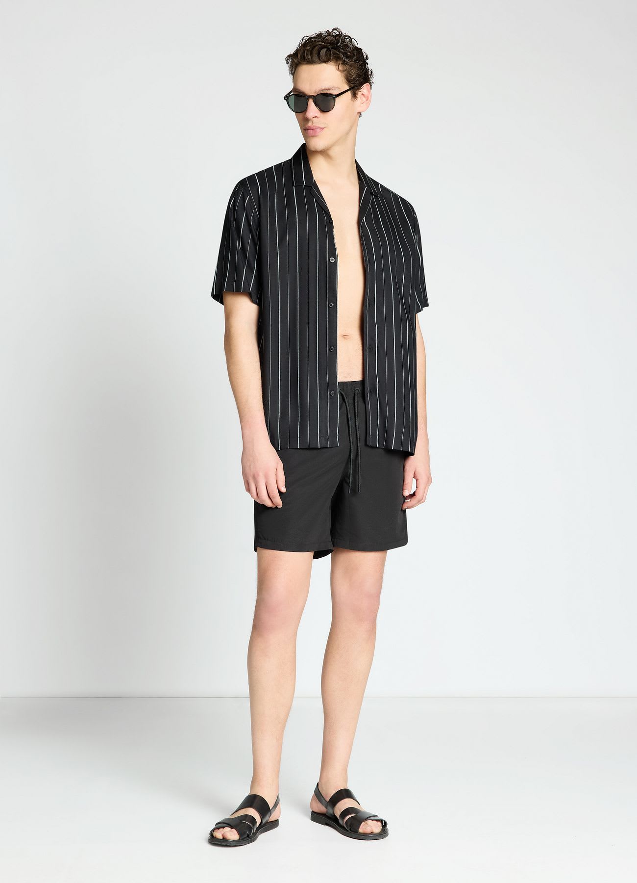 Pantaloncini mare a tinta unita con coulisse