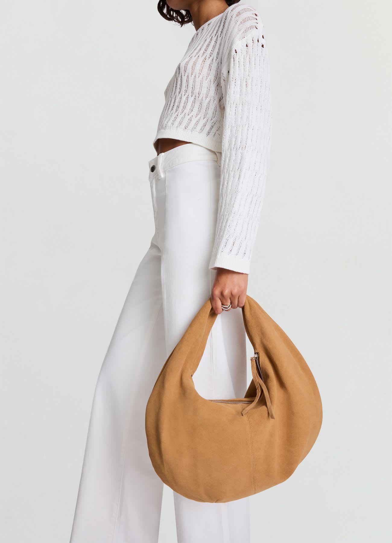 Borsa a mezzaluna in pelle