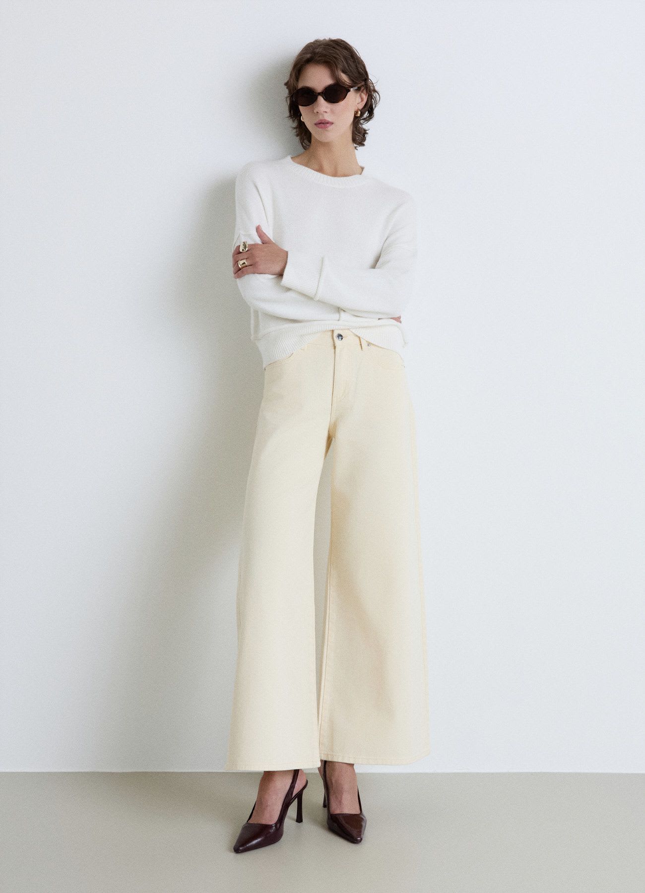 Slingback con tacco alto e punta affusolata