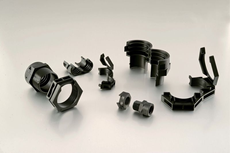 OFDC polyamidová dělitelná rovná kabelová průchodka, stupeň krytí IP40