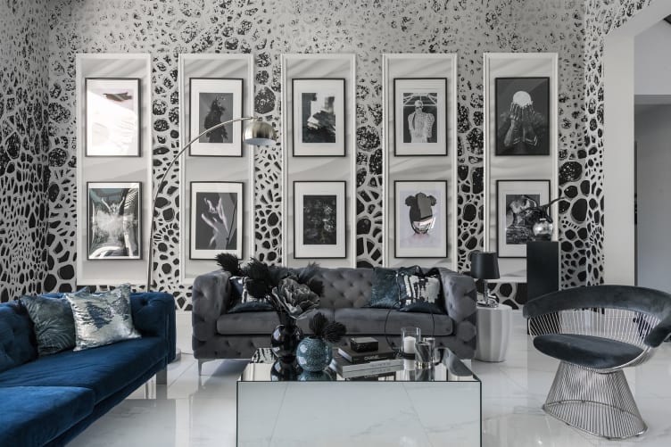 A sheer wall mural with hand-drawn bubbles