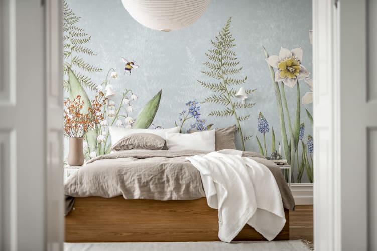 Bumblebee, Light Blue