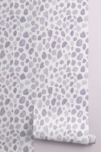 white and lilac wallpaper