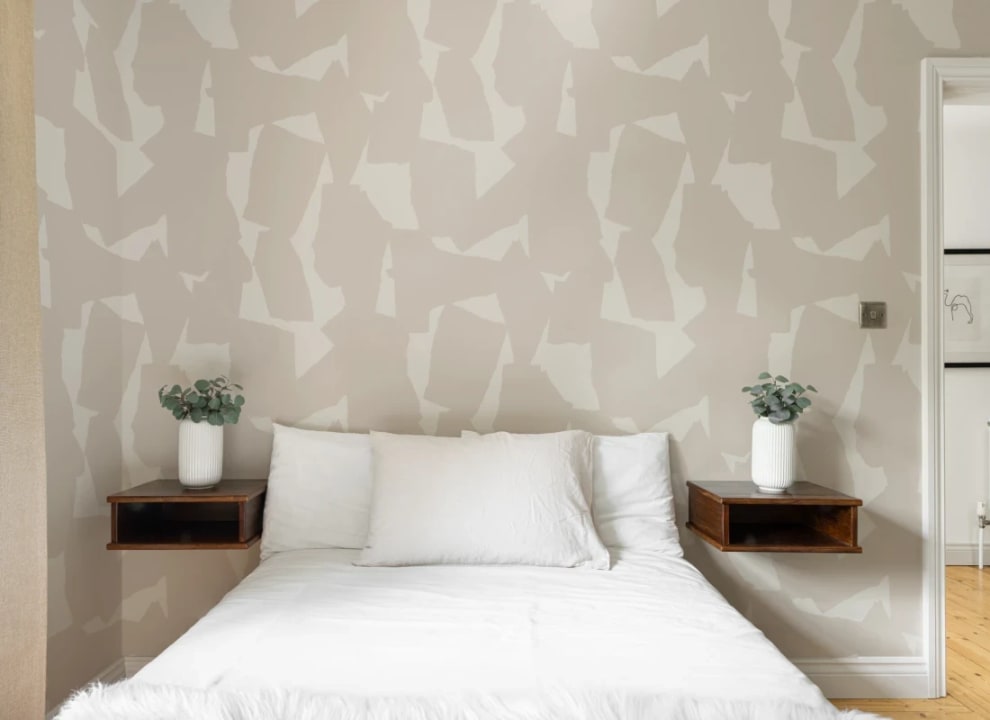 Neutral Tone Graphic Abstract Repeat Pattern Wallpaper