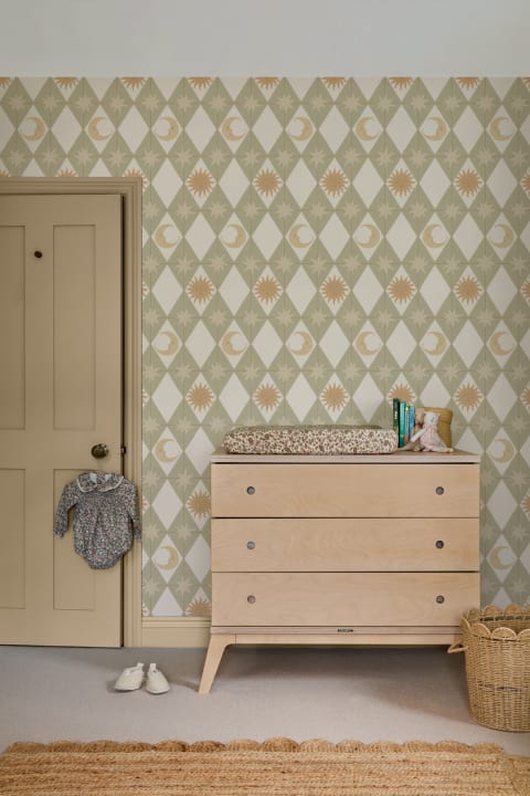 Green Geometric Pattern Mural For Retro Vibe Spaces