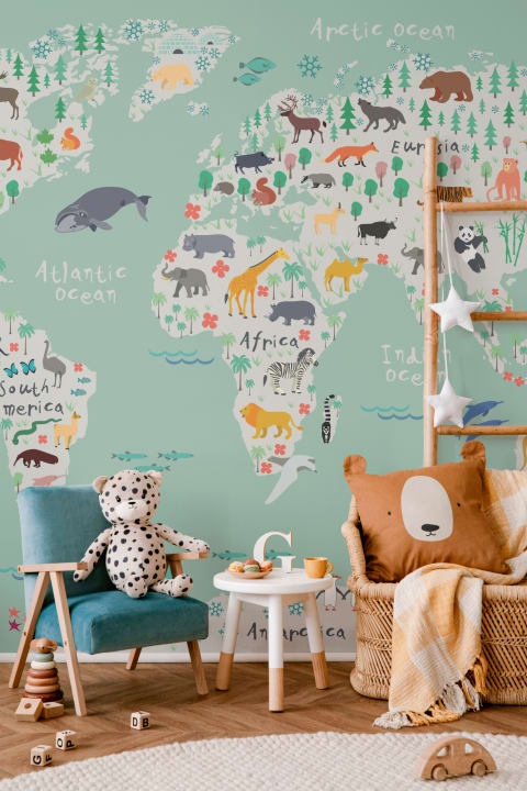 Papier Peint Panoramique Carte du Monde Enfant avec des Animaux Safari