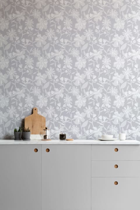 Gray Tones Floral Repeat Pattern Wallpaper
