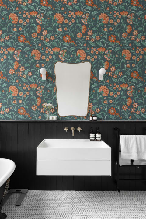Dark Indian Style Floral Wallpaper
