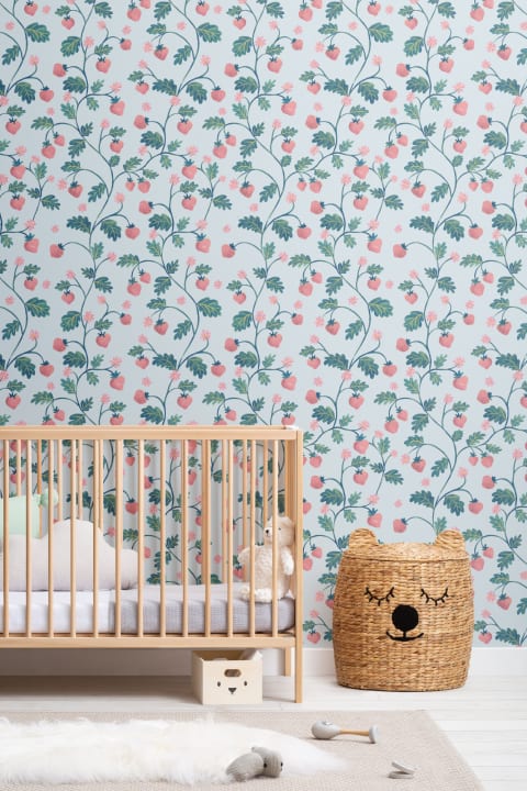 Papier peint bleu vintage aquarelle fraise et feuillage
