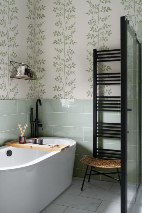 Green Leaf Pattern Botanical Wallpaper Mural