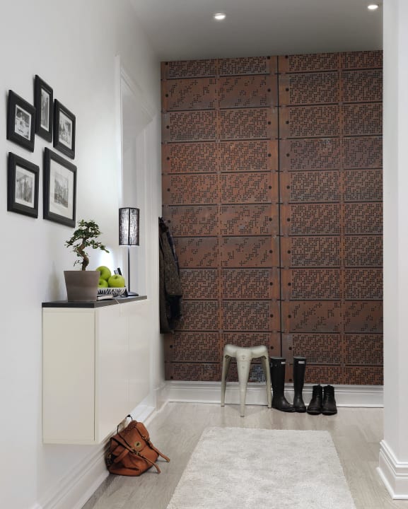 Roestige stalen platen behang