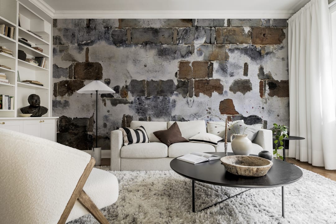 Un mur avec beaucoup de couches