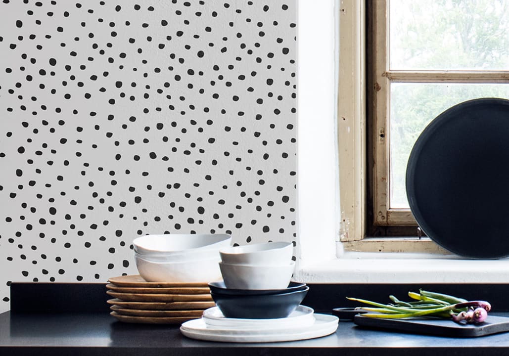 Le papier peint à pois parfait