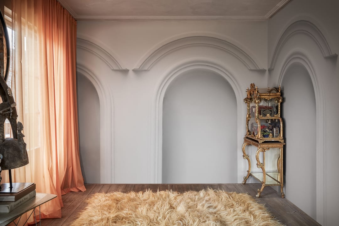 Forest Vaults, White