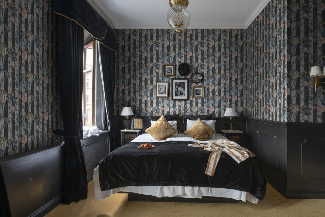 Choose a statement design that is wild, beautiful and daring