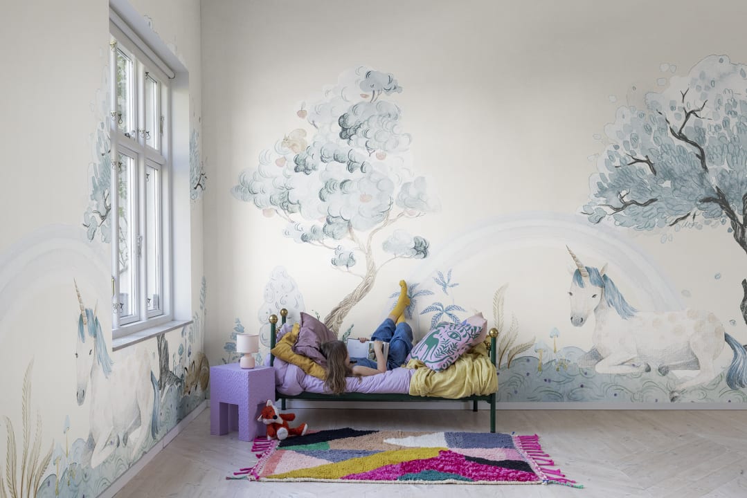 Unicorn Dream, Sky